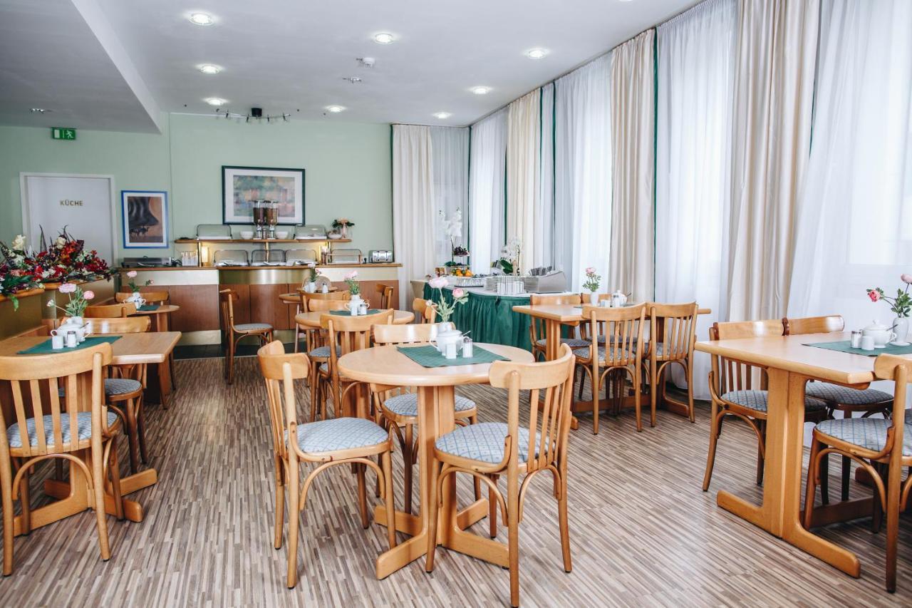 Hotel "Helle Mitte" Берлин Екстериор снимка