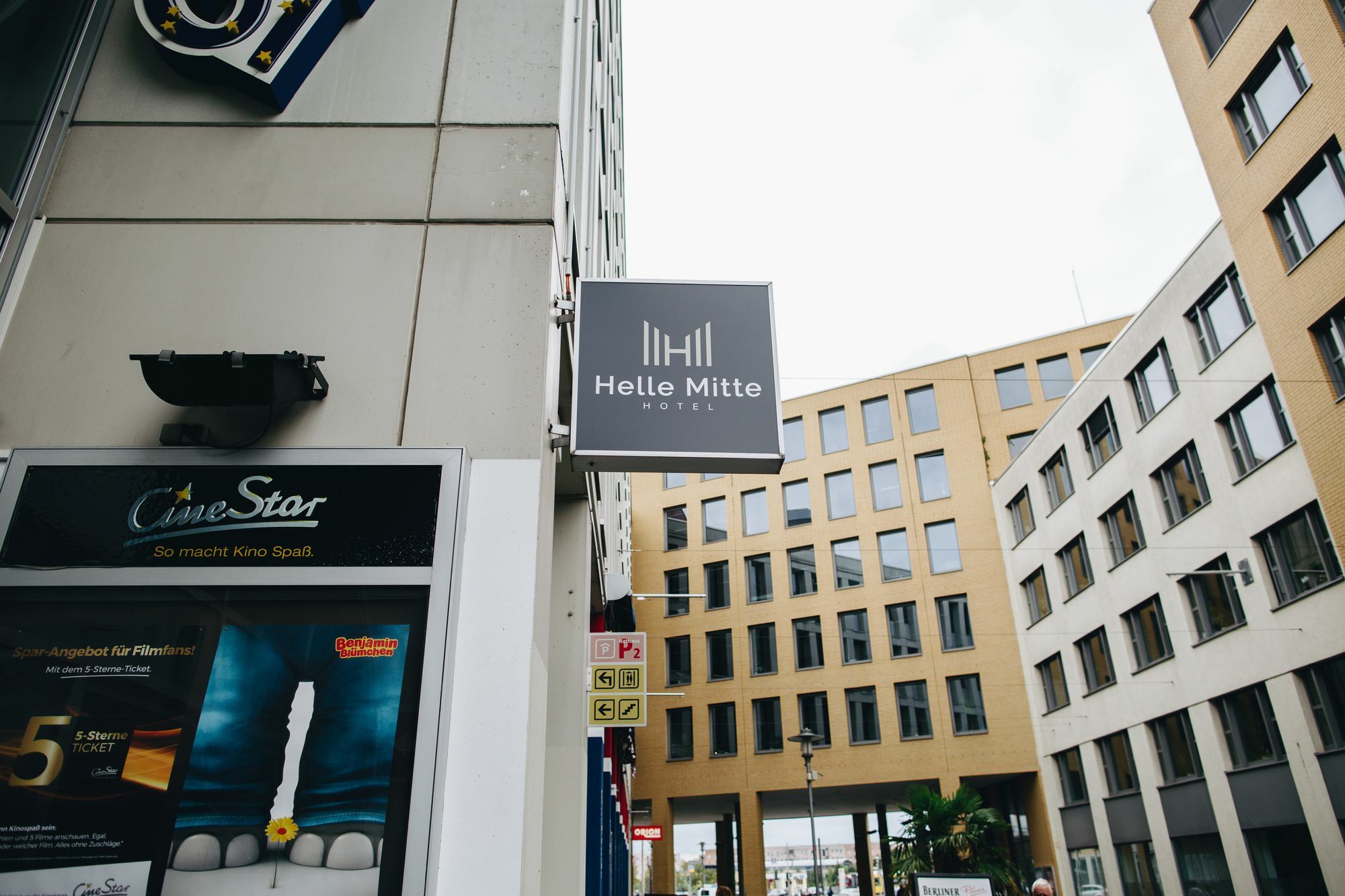 Hotel "Helle Mitte" Берлин Екстериор снимка
